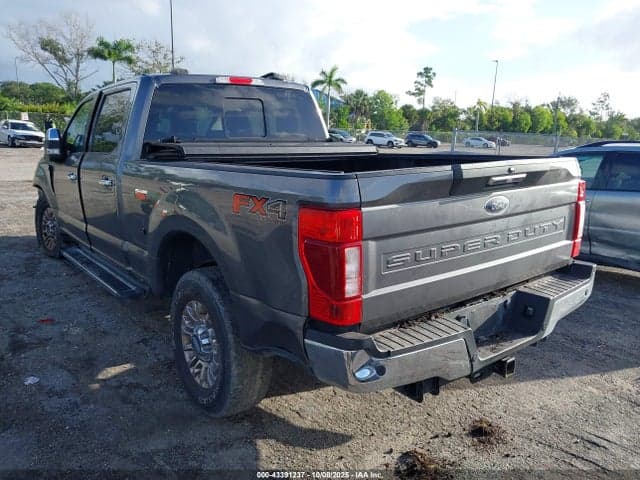 2021 FORD F-250 XLT 3