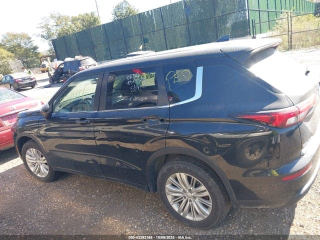 2022 MITSUBISHI OUTLANDER ES 2.5 2WD 13