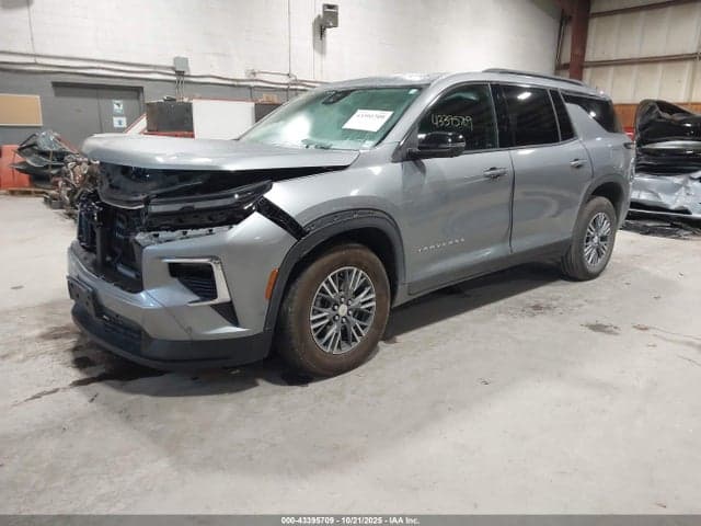 2025 CHEVROLET TRAVERSE AWD LT 2