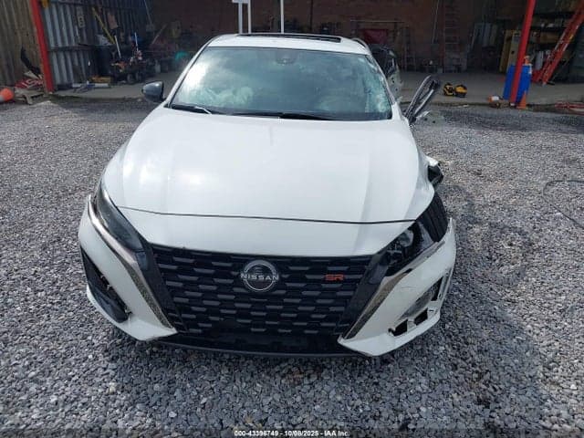 2024 NISSAN ALTIMA SR FWD 11