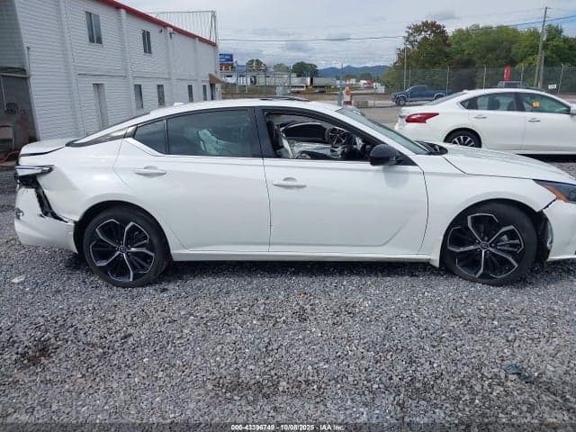 2024 NISSAN ALTIMA SR FWD 12