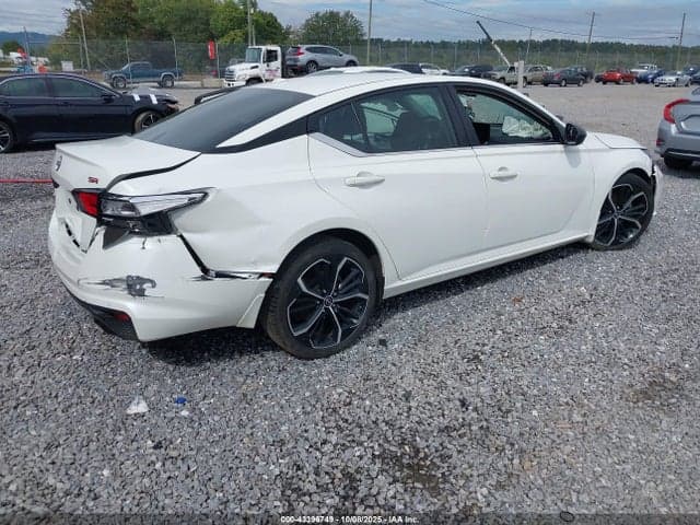 2024 NISSAN ALTIMA SR FWD 4