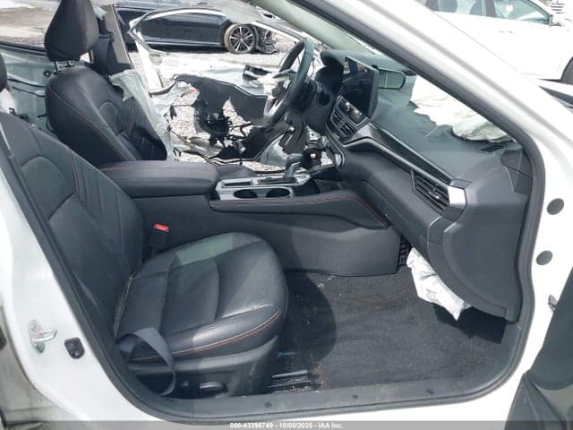 2024 NISSAN ALTIMA SR FWD 5