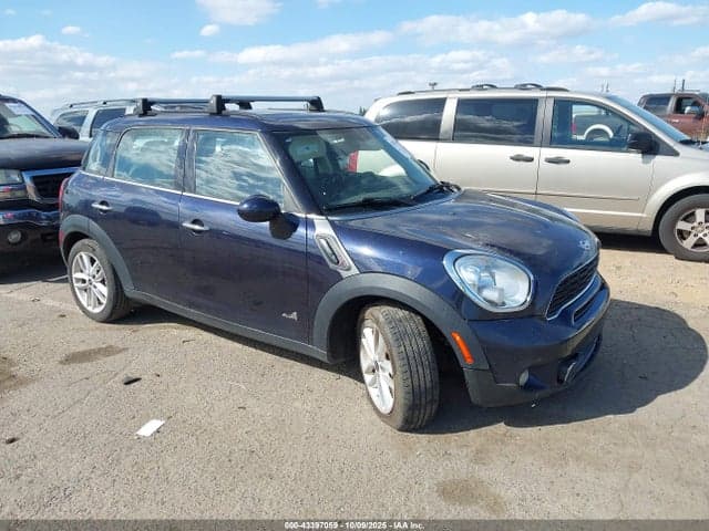 2013 MINI COUNTRYMAN COOPER 1
