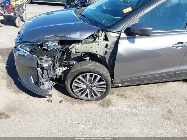 2023 NISSAN KICKS SV XTRONIC CVT 6