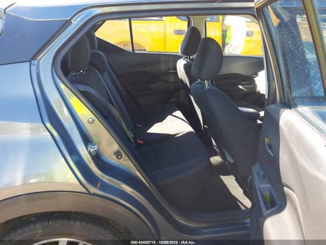 2023 NISSAN KICKS SV XTRONIC CVT 8