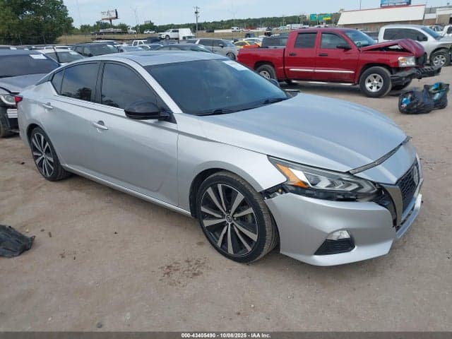 2020 NISSAN ALTIMA SR FWD