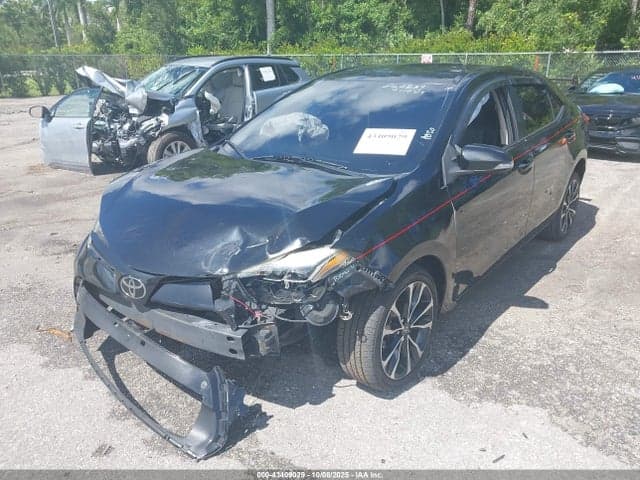 2019 TOYOTA COROLLA SE 17
