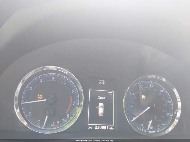 2019 TOYOTA COROLLA SE 7
