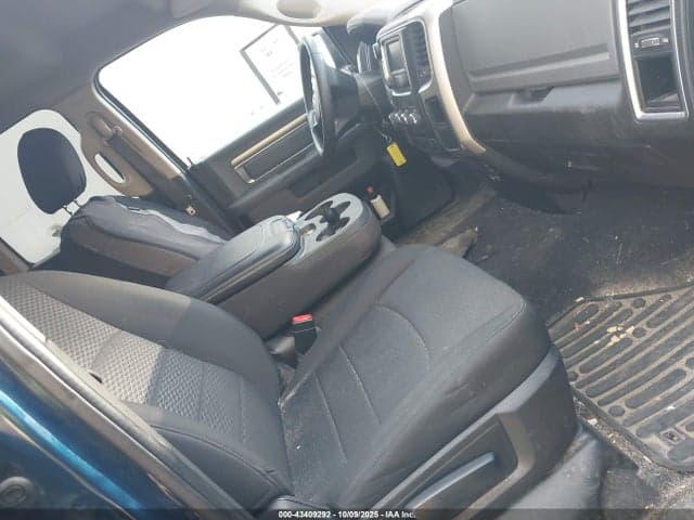 2019 RAM 1500 CLASSIC WARLOCK 4X4 6'4 BOX 5