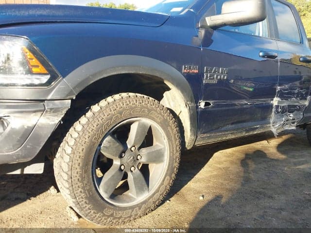 2019 RAM 1500 CLASSIC WARLOCK 4X4 6'4 BOX 6