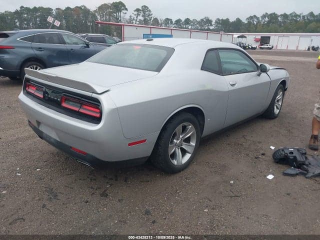 2021 DODGE CHALLENGER SXT 4