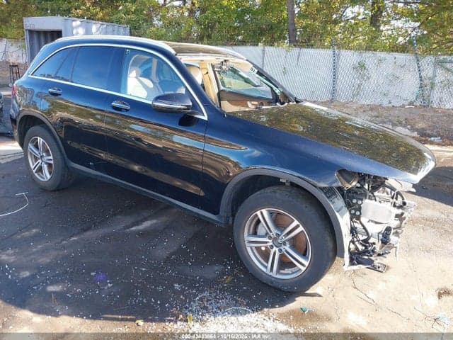 2022 MERCEDES-BENZ GLC 300 4MATIC SUV