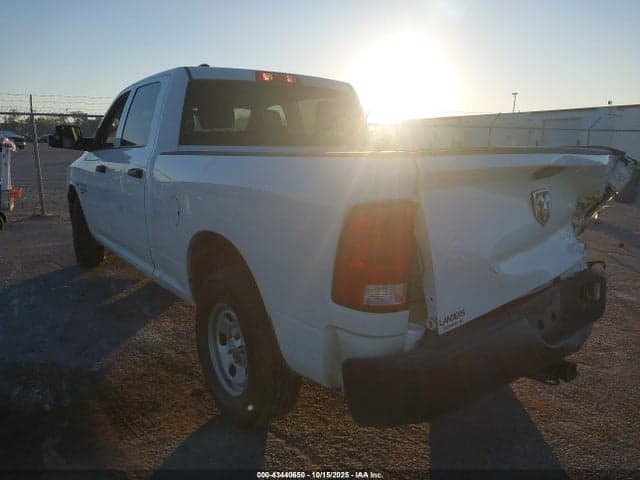2022 RAM 1500 CLASSIC TRADESMAN 4X4 6'4 BOX 3