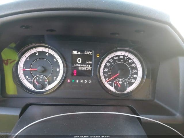 2022 RAM 1500 CLASSIC TRADESMAN 4X4 6'4 BOX 7