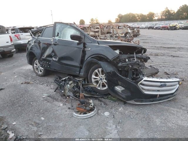 2017 FORD ESCAPE SE 1