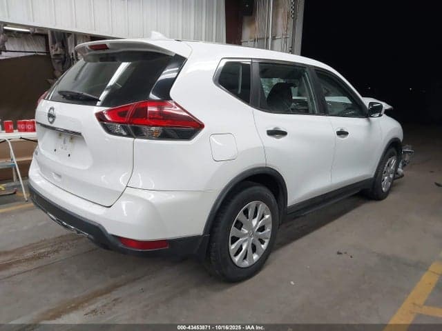 2018 NISSAN ROGUE S 4