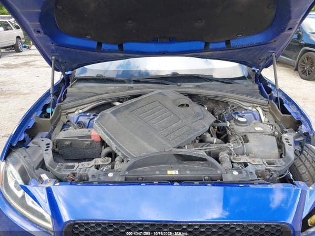 2018 JAGUAR F-PACE 25T 10