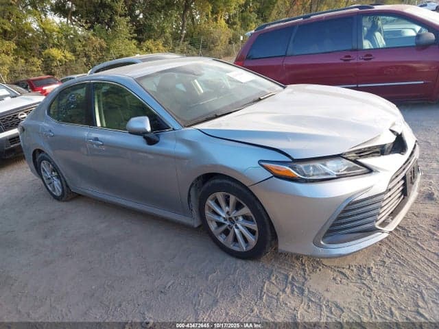 2022 TOYOTA CAMRY LE 13