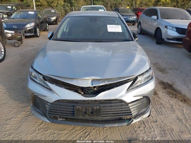 2022 TOYOTA CAMRY LE 6