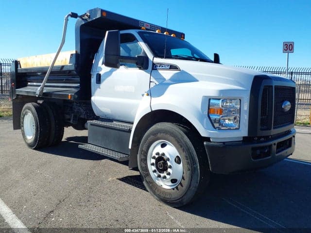 2024 FORD F-750 GAS