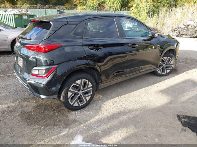 2023 HYUNDAI KONA ELECTRIC SE 4