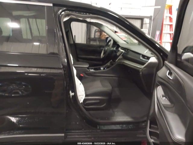 2023 JEEP GRAND CHEROKEE LAREDO 4X2 5