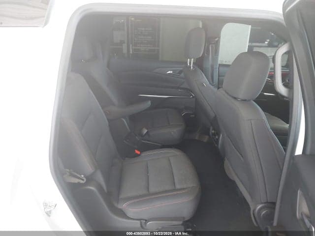 2024 CHEVROLET TRAVERSE AWD Z71 8