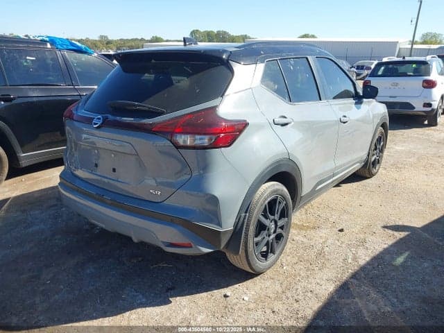 2021 NISSAN KICKS SR XTRONIC CVT 4