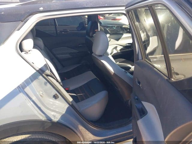 2021 NISSAN KICKS SR XTRONIC CVT 8