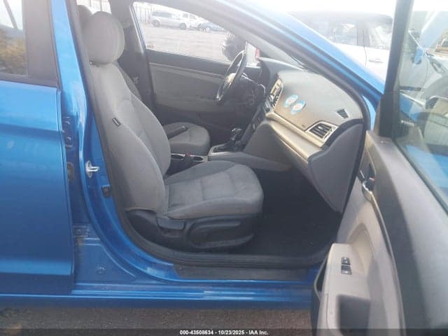 2017 HYUNDAI ELANTRA SE 5