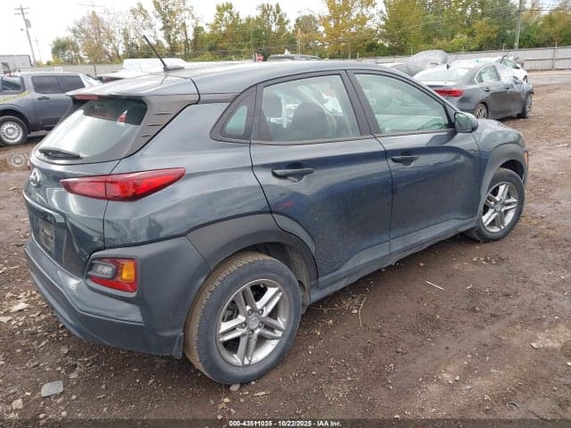 2021 HYUNDAI KONA SE 4