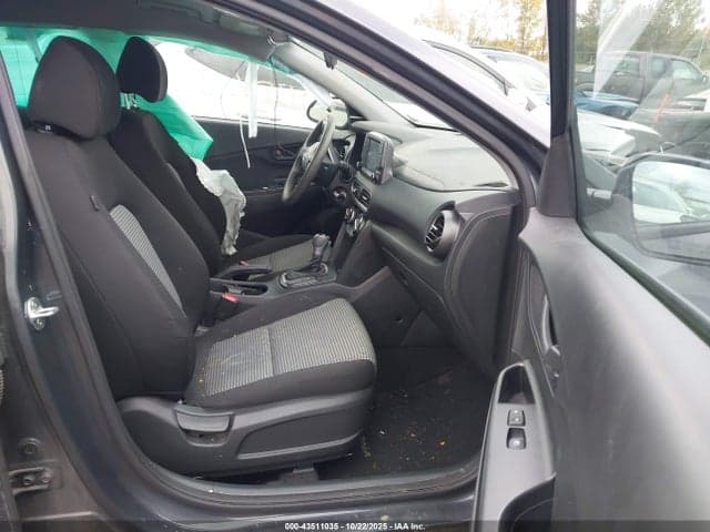 2021 HYUNDAI KONA SE 5