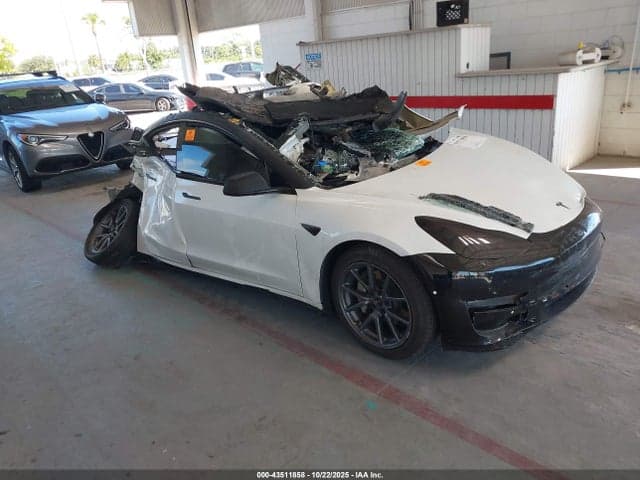 2020 TESLA MODEL 3 LONG RANGE 1