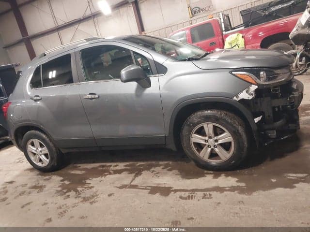 2019 CHEVROLET TRAX LT 13