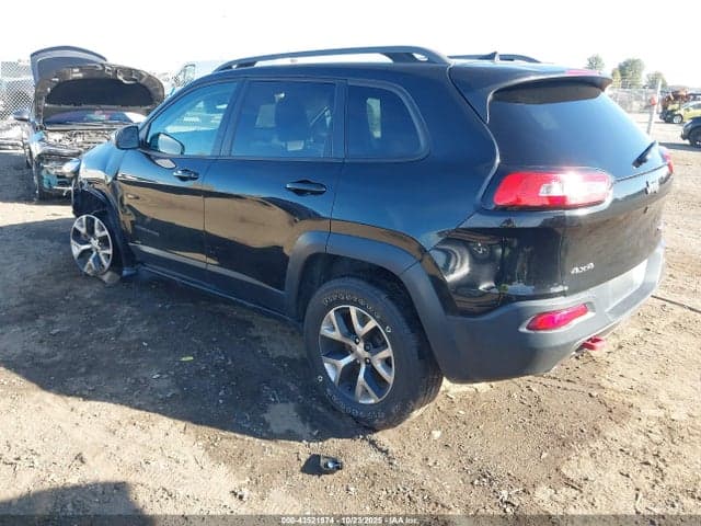 2016 JEEP CHEROKEE TRAILHAWK 3