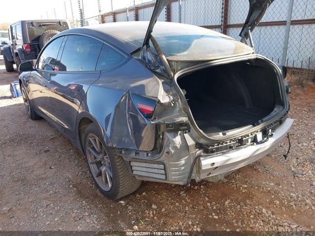 2021 TESLA MODEL 3 STANDARD RANGE PLUS REAR-WHEEL DRIVE 3