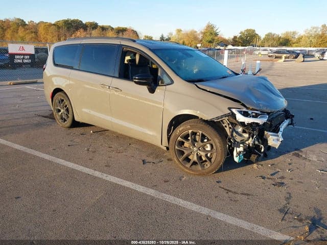 2025 CHRYSLER PACIFICA LIMITED AWD 1