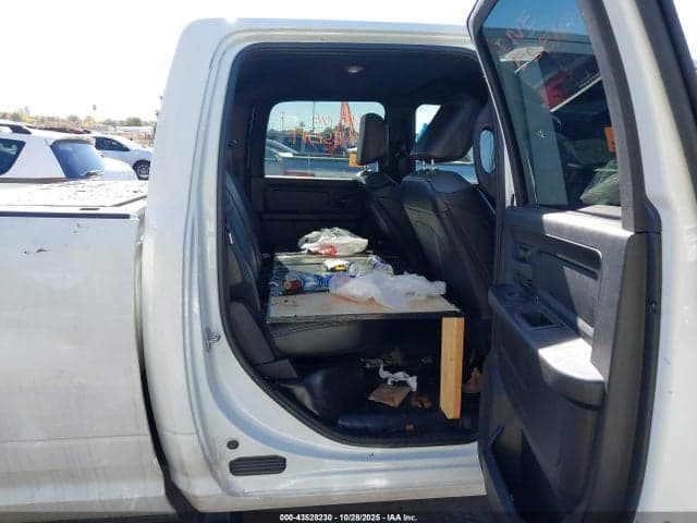 2024 RAM 2500 TRADESMAN 4X4 8' BOX 8