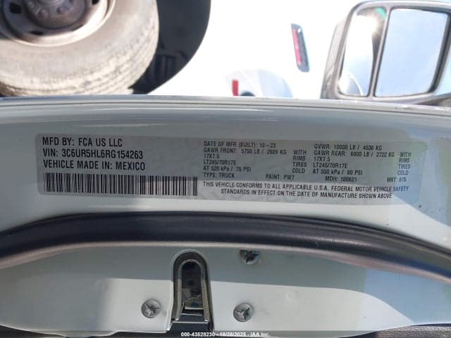 2024 RAM 2500 TRADESMAN 4X4 8' BOX 9