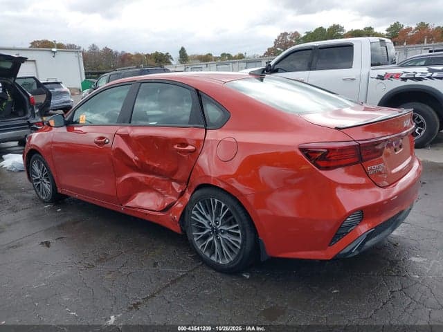 2023 KIA FORTE GT-LINE 3