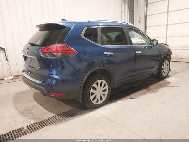 2017 NISSAN ROGUE S 4