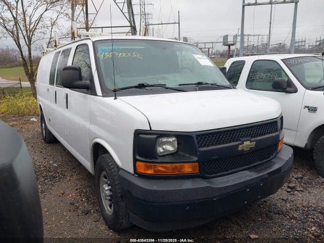 2017 CHEVROLET EXPRESS 2500 WORK VAN 1