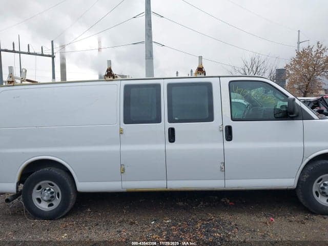 2017 CHEVROLET EXPRESS 2500 WORK VAN 13