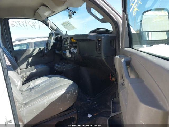 2017 CHEVROLET EXPRESS 2500 WORK VAN 5