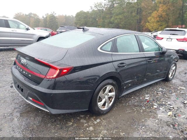 2020 HYUNDAI SONATA SE 4