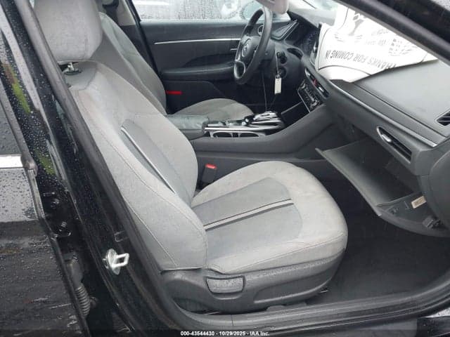 2020 HYUNDAI SONATA SE 5