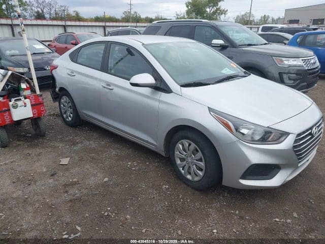 2021 HYUNDAI ACCENT SE 1