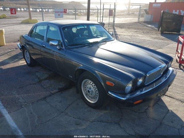 1987 JAGUAR XJ6 SOVEREIGN