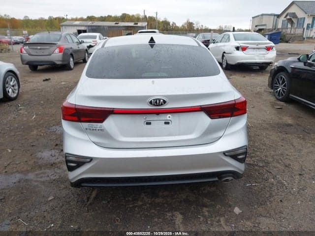 2021 KIA FORTE LXS 16